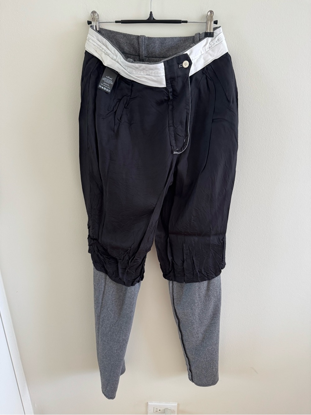 Aritzia Effortless Wool/Cashmere Pants - Picture 7 of 7